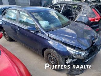 Auto incidentate Hyundai I-30 i30 Wagon (PDEF), Combi, 2017 1.4 CVVT 16V 2019/4