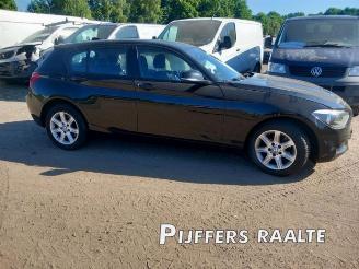 Sloopauto BMW 1-serie 1 serie (F20), Hatchback 5-drs, 2011 / 2019 114i 1.6 16V 2014/3