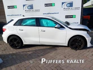 Auto da rottamare Audi A3 A3 Sportback (8YA), Hatchback 5-drs, 2019 1.0 30 TFSI 12V Mild hybrid 2022/1