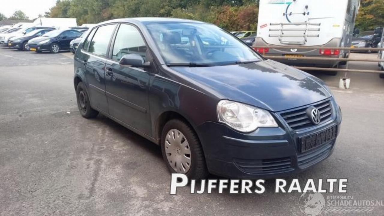 Volkswagen Polo Polo IV (9N1/2/3), Hatchback, 2001 / 2012 1.4 16V 75