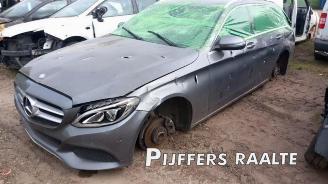 Vrakbiler auto Mercedes C-klasse C Estate (S205), Combi, 2014 / 2021 C-180 1.6 16V BlueEfficiency 2017/2