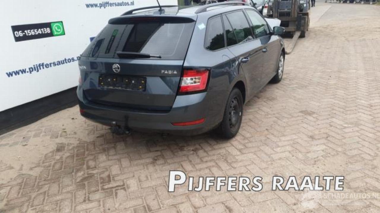 Skoda Fabia Fabia III Combi (NJ5), Combi 5-drs, 2014 / 2022 1.0 12V Greentech