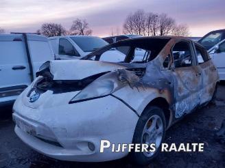 Démontage voiture Nissan Leaf Leaf (ZE0), Hatchback, 2010 / 2017 Leaf 2013/11