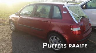 Fiat Stilo Stilo (192A/B), Hatchback, 2001 / 2007 1.6 16V 5-Drs. picture 2