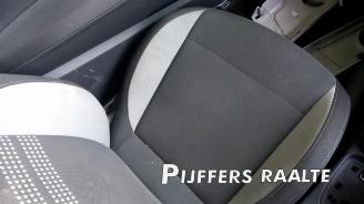 Volkswagen Polo Polo V (6R), Hatchback, 2009 / 2017 1.2 12V picture 10