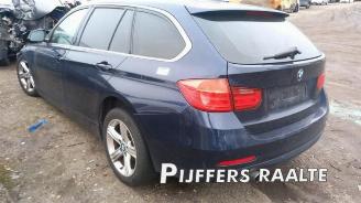 Coche siniestrado BMW 3-serie 3 serie Touring (F31), Combi, 2012 / 2019 320i 2.0 16V 2013