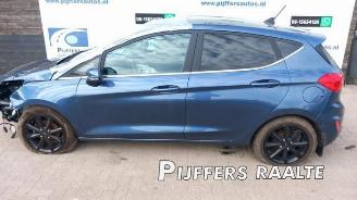 Vrakbiler auto Ford Fiesta Fiesta 7, Hatchback, 2017 1.0 EcoBoost 12V 100 2019/4