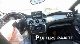 Mercedes Cla-klasse CLA (117.3), Sedan, 2013 / 2019 1.6 CLA-180 16V picture 21
