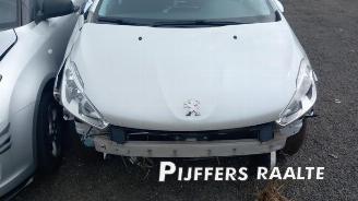 Peugeot 208 208 I (CA/CC/CK/CL), Hatchback, 2012 / 2019 1.2 Vti 12V PureTech 82 picture 2
