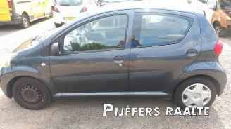 Toyota Aygo Aygo (B10), Hatchback, 2005 / 2014 1.0 12V VVT-i picture 13