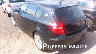 BMW 1-serie 1 serie (E87/87N), Hatchback 5-drs, 2003 / 2012 118i 16V picture 6