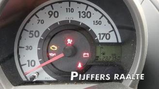 Toyota Aygo Aygo (B10), Hatchback, 2005 / 2014 1.0 12V VVT-i picture 16