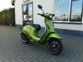 Unfall Kfz Roller Vespa  Snorscooter Sprint 4T 2018/7