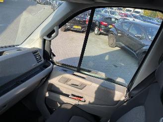Volkswagen Crafter 30 2.0 TDI L3H2 Economy Business N.A.P NL AUTO PRACHTIG!!! picture 20