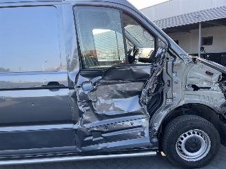 Volkswagen Crafter 30 2.0 TDI L3H2 Economy Business N.A.P NL AUTO PRACHTIG!!! picture 16