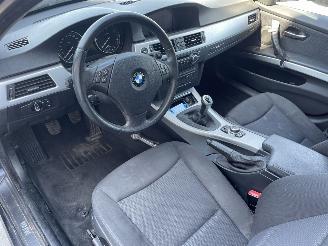BMW 3-serie Touring 318d Business Line NL AUTO N.A.P picture 7
