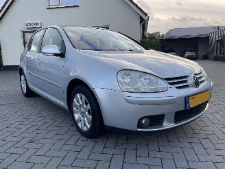 krockskadad bil auto Volkswagen Golf 1.6 FSI Sportline AUTOMAAT ORIGINELE KILOMETERS 2006/4