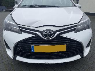 Toyota Yaris 1.0 VVT-i Aspiration N.A.P NL AUTO PRACHTIG!!! picture 5