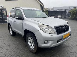 Vaurioauto  passenger cars Toyota Landcruiser 3.0 D-4D-F LX High Roof Blind Van N.A.P NL AUTO 12500 EX BTW 2012/1