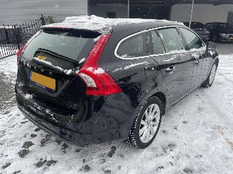 Volvo V-60 1.6 D2 Summum AUTOMAAT N.A.P NL AUTO PRACHTIG!!!! picture 2
