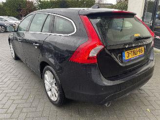Volvo V-60 1.6 D2 Summum AUTOMAAT N.A.P NL AUTO PRACHTIG!!!! picture 3