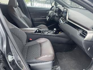Toyota C-HR 1.8 Hybrid Bi-Tone dealer onderhouden auto prachtig!!! picture 7