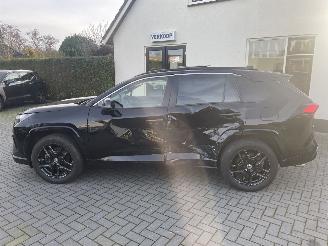 Toyota Rav-4 2.5 Hybrid AWD GR SPORT dealer onderhouden auto prachtig!!! picture 2
