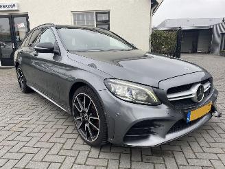 skadebil auto Mercedes C-klasse Estate 300 d 4MATIC 245 PK 2019/2