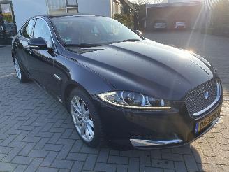 Schadeauto Jaguar XF 2.2D N.A.P NL AUTO PRACHTIG!! 2011/10