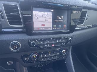 Kia Niro 1.6 GDi Hybrid ExecutiveLine picture 16