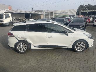 Renault Clio Estate 0.9 TCe Limited N.A.P NL AUTO PRACHTIG!!! picture 6