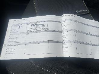 Renault Clio Estate 0.9 TCe Limited N.A.P NL AUTO PRACHTIG!!! picture 26