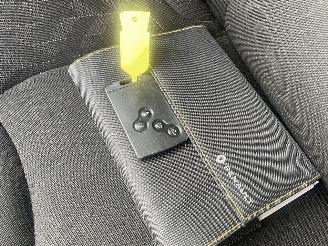 Renault Clio Estate 0.9 TCe Limited N.A.P NL AUTO PRACHTIG!!! picture 25