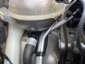 Peugeot 2008 1.2 PureTech Active AUTOMAAT N.A.P PRACHTIG!!! NL AUTO picture 22