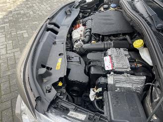 Peugeot 2008 1.2 PureTech Active AUTOMAAT N.A.P PRACHTIG!!! NL AUTO picture 25