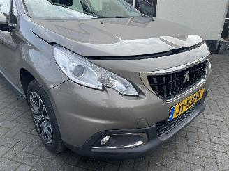 Peugeot 2008 1.2 PureTech Active AUTOMAAT N.A.P PRACHTIG!!! NL AUTO picture 21