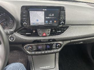 Hyundai I-30 Wagon 1.0 T-GDI Premium N.A.P NL AUTO PRACHTIG!!! picture 12