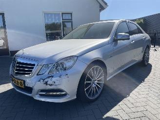 skadebil auto Mercedes E-klasse 200 CGI Business Class Avantgarde AUTOMAAT PRACHTIG!!! 2010/6