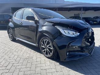 Toyota Yaris 1.5 Hybrid Dynamic N.A.P NL AUTO PRACHTIG!!! picture 6