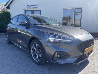 krockskadad bil auto Ford Focus 1.0 EcoBoost Hybrid ST Line X Business N.A.P NL AUTO PRACHTIG!!! 2021/9