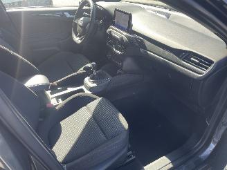 Ford Focus 1.0 EcoBoost Hybrid ST Line X Business N.A.P NL AUTO PRACHTIG!!! picture 9