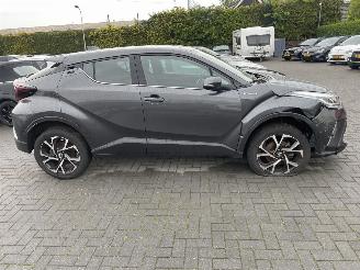 Toyota C-HR 1.8 Hybrid Dynamic N.A.P PRACHTIG!!! picture 4
