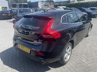Volvo V-40 2.0 D4 Ocean Race 190PK N.A.P NL AUTO PRACHTIG!!! picture 4