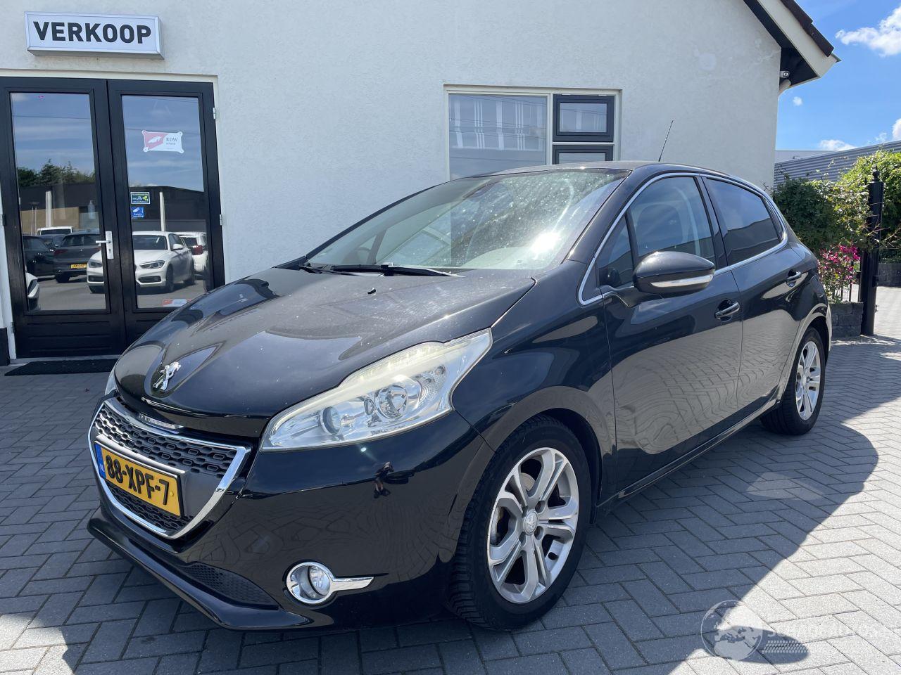 Peugeot 208 1.4 VTi Allure N.A.P NL AUTO