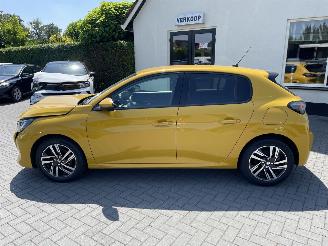 Peugeot 208 1.2 PureTech Allure N.A.P NL AUTO PRACHTIG!!! picture 2