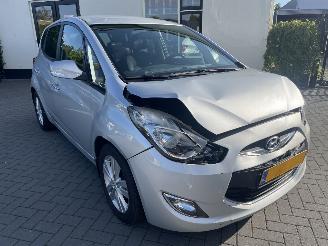 Auto incidentate Hyundai Ix20 1.6i i-Vision AUTOMAAT N.A.P NL AUTO PRACHTIG!!! 2011/2