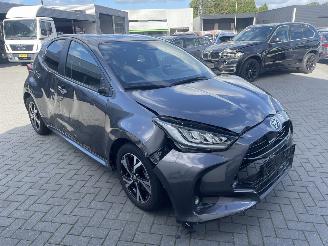 Toyota Yaris 1.5 Hybrid 115 First Edition N.A.P NL AUTO picture 5