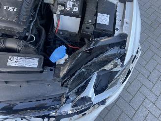 Volkswagen Golf 1.0 TSI Connected Series N.A.P NL AUTO PRACHIG!!! picture 34