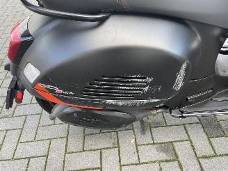 Vespa  GTS 310 NL MOTOR N.A.P PRACHTIG!! picture 9