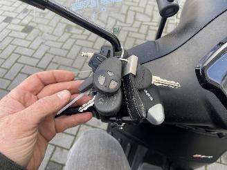 Vespa  GTS 310 NL MOTOR N.A.P PRACHTIG!! picture 14